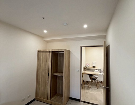 可租補全新有裝潢三房平車 - Image 11