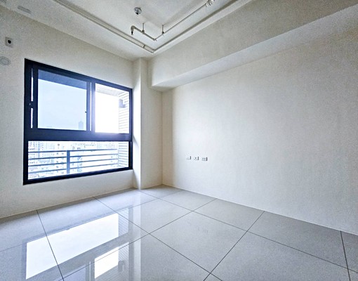 美麗島捷運站｜棋琴文合苑｜全新未住採光衛浴開窗2+1房平車 - Image 1