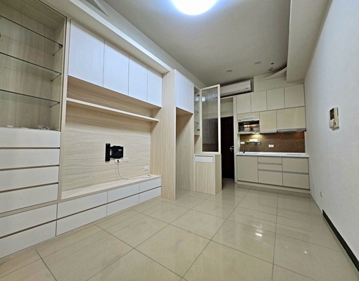 海山捷運頂規挑高套房 - Image 5