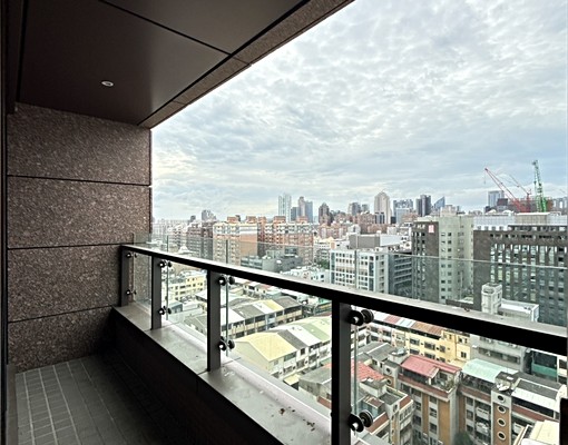 遠雄金融中心第三種商業區辦公室小至大坪數皆有多戶可選平車可租 - Image 11