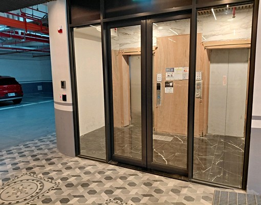 東拾麗緻全新三房平車(家具大家電需求皆可談) - Image 1