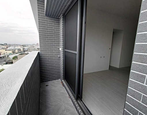 東拾麗緻全新三房平車(家具大家電需求皆可談) - Image 10