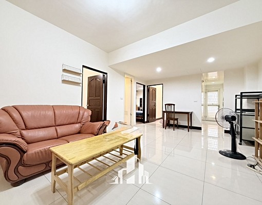 西屯天水西六街⭐３０坪美公寓⭐三房兩廳⭐台水台電⭐可租補 - Image 2