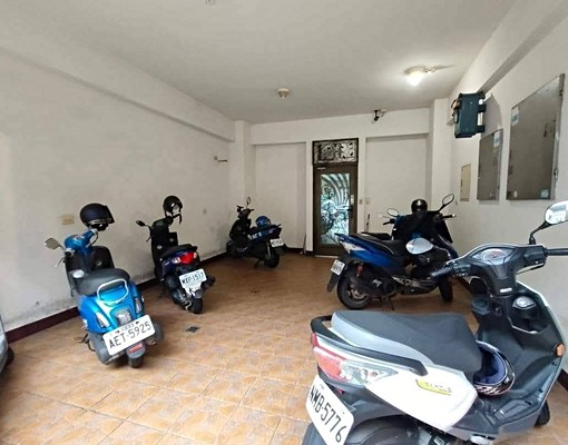 金山街小資族美套房 - Image 4