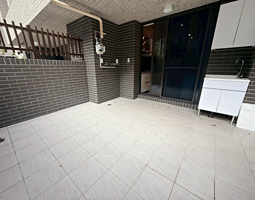 【放】聯悅臻｜10坪露臺戶｜精裝兩房含車管 - Image 8