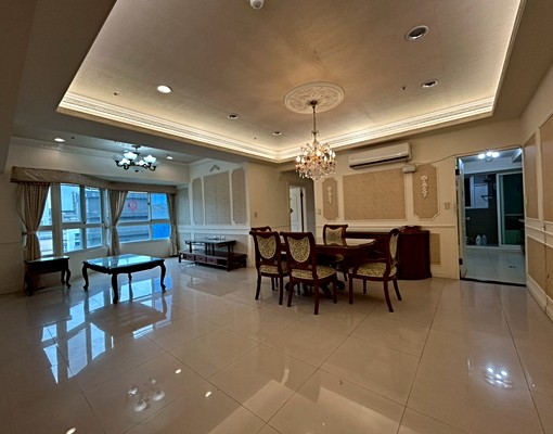 湯泉首席電梯三房車📞太平洋冠軍團隊明珠 - Image 1