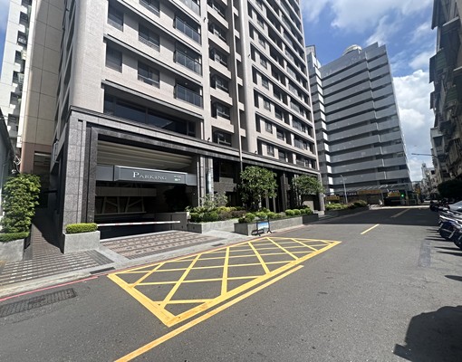 鳳山五甲-租金含管理費、車-棋琴文泰苑2+1房平面車位 - 591租屋網 - Image 3