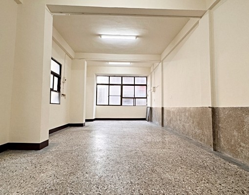 R12後驛站高醫商圈正街上透店 - Image 5