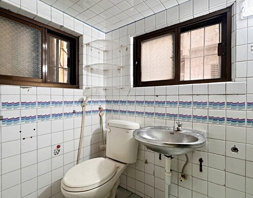 R12後驛站高醫商圈正街上透店 - Image 11