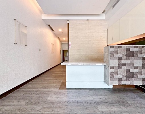 【高醫熱河商圈】正十全路上|黃金騎樓透店整棟出租 - Image 6