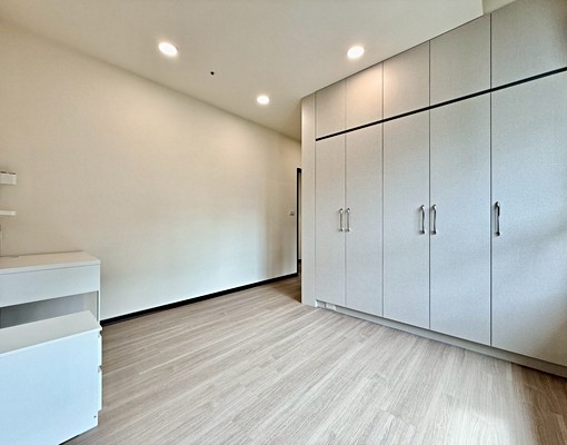 可入籍✴️全新✴️巨美大三房✴️間間大衣櫃✴️74旁但我不吵 - Image 8