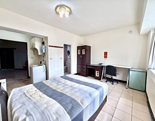 🉑租補|中區近中區大學、一中商圈|電梯套房|停車方便 - Image 4