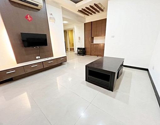 近文心捷運【興富發上城】優質社區🔥經濟實惠🔥3房2廳2衛 - Image 2