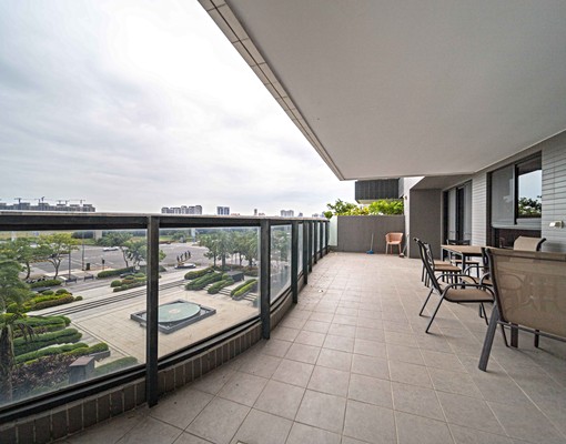 捷運青埔站 - Image 11