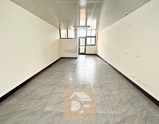 🌟近湖口火車站🌟可住、可店、可倉庫🌟還有傢具補貼 - Image 2