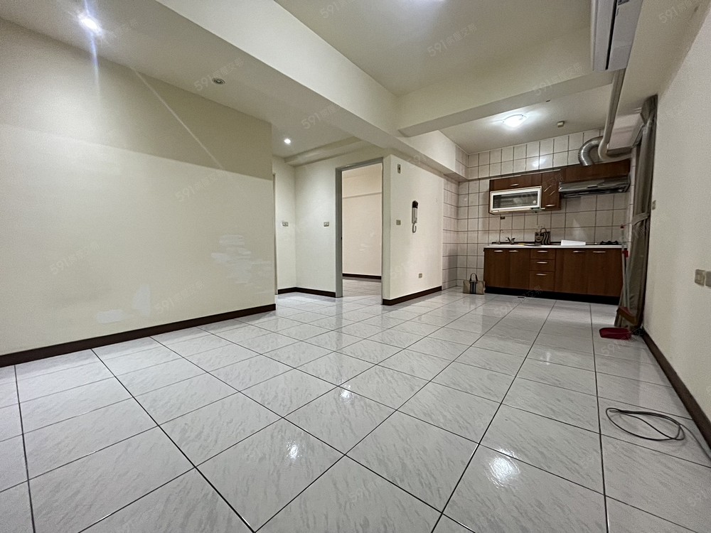 文心中清站-精品房源-天然瓦斯-2房 - Image 1