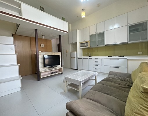 免服務費!可租補!凹子底璟立方樓中樓精美正兩房! - Image 2