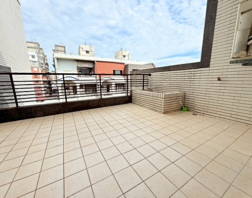 台南租屋~崑山國小旁優質套房(4樓前) - Image 5