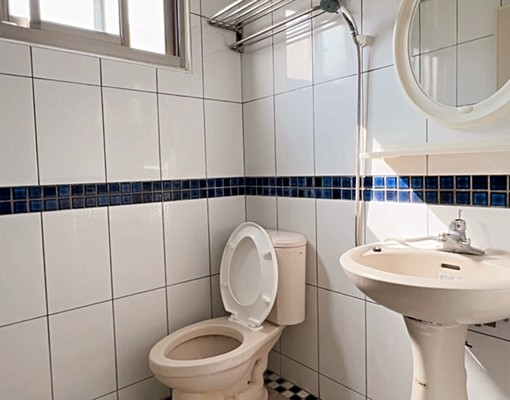 電梯獨立套房🛗✨近火車站、一中街、電影院、公車站牌、醫院 - Image 3