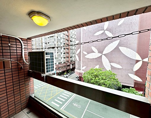 西屯近科博館新光遠百✨高cp值電梯套房✨可租補✨管理員汽車位 - Image 10