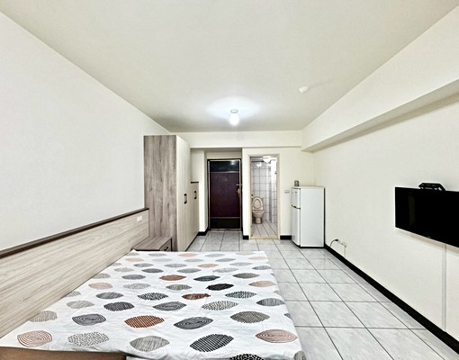 西屯近科博館新光遠百✨高cp值電梯套房✨可租補✨管理員汽車位 - Image 3