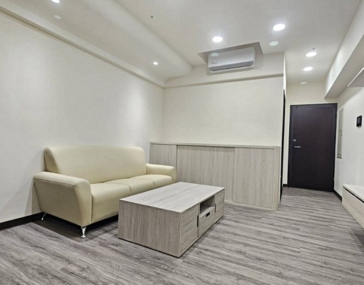 秒殺可租補海山站5分鐘全新未住二房裝潢全套家具 - Image 2