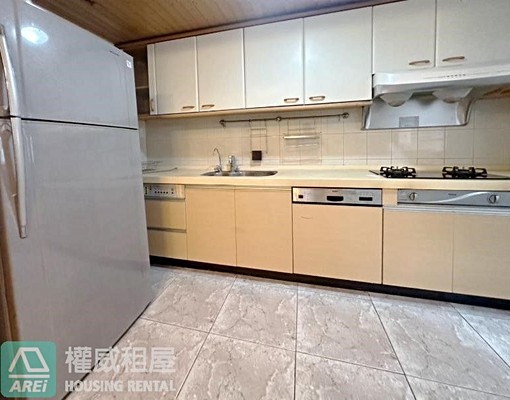 河堤社區｜鼎宇心園｜寬敞4房含平車 - Image 6