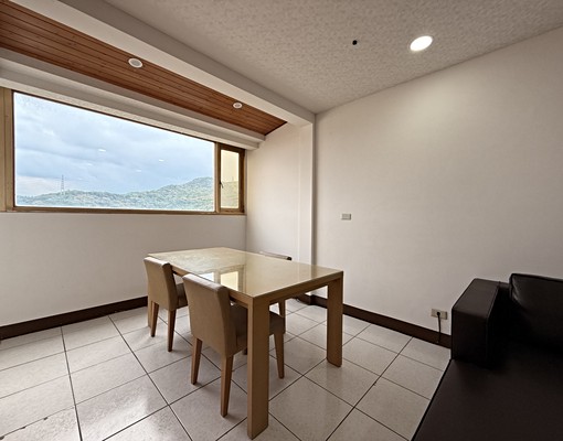 可租補入籍⭐️近全聯.迴龍站⭐️景觀龍門大三房車⭐️五泰小恩 - 591租屋網 - Image 1