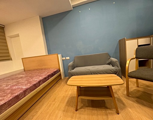 府中🏠租補❗️獨立陽台獨洗曬/小格局🌟掀床收納/生活機能 - Image 3