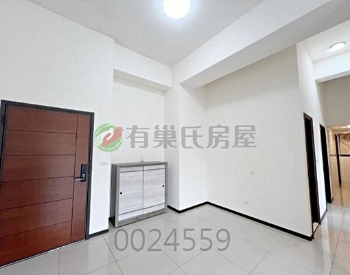 新春街一樓庭院樂活綻三房平車可租補 - Image 3