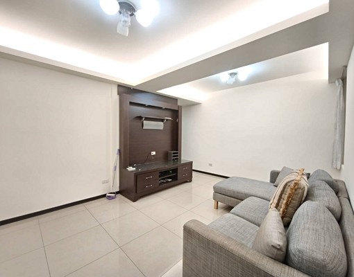 大降價~近捷運~高級裝璜~採光佳🧡可租補~稀有釋出~搶租中 - 591租屋網 - Image 1