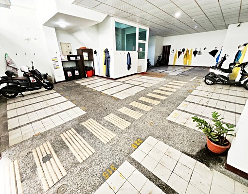 輕軌C26站民族路優質套房出租(民族路上大樂購物中心對面) - Image 11