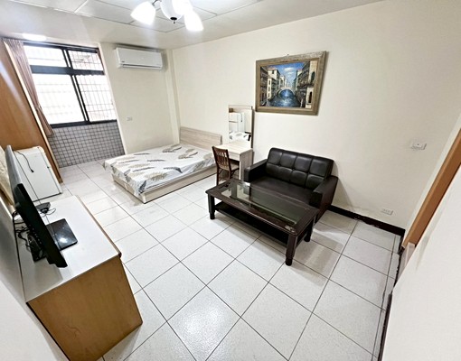 捷運站🌞超級秒殺🌞陽台獨洗🌞超大空間🌞對面車位 - Image 1