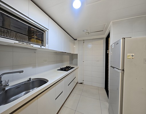 環球市四室附平車*獅子王 - Image 4