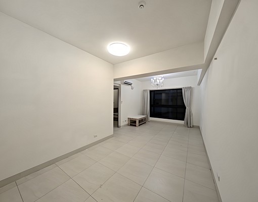 環球市四室附平車*獅子王 - Image 2