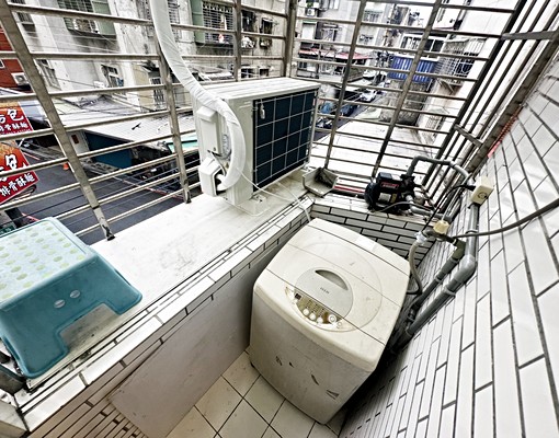 遠東世紀廣場【超值租案】可補助★獨洗衣機★大面採光 - 591租屋網 - Image 4