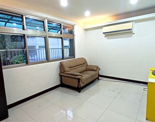 (免仲)裝潢公寓3F兩房/一級省電冷氣/大理石地板/大空間 - 591租屋網 - Image 1