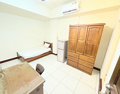 可租補✅忠孝路 - Image 1