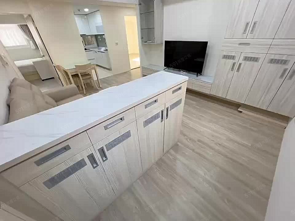 秒殺🌹走路南屯捷運文心森林.新裝潢大三房.一層兩戶.可租補 - Image 1