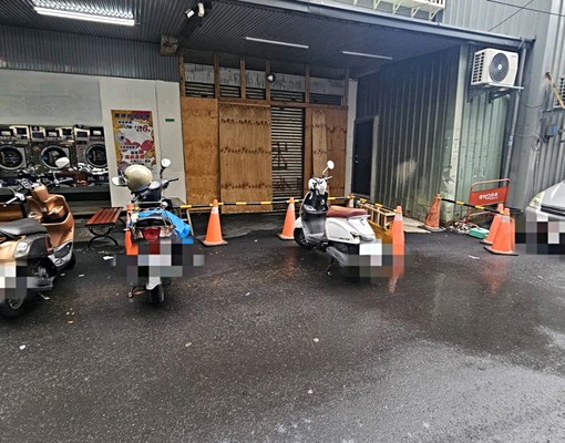 近徐匯中學站一樓交叉入口店面一樓可停車可工作室倉庫飲料店 - Image 10