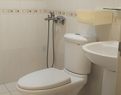 胡桃木風套房-採光好、近淡水捷運 - Image 8