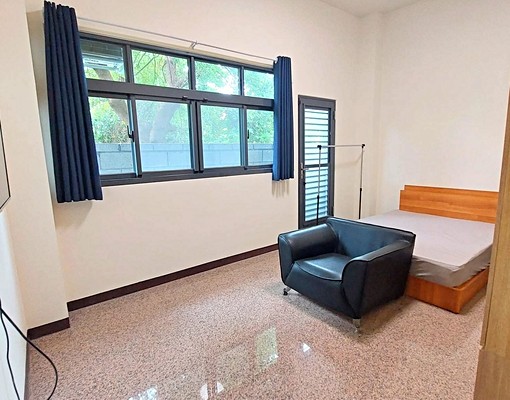 全新套房衛浴開窗獨洗獨曬變頻冷暖空調近美光友達麥當勞可貓 - 591租屋網 - Image 1