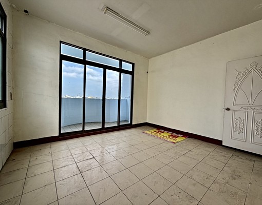 ㊝新營近交流道家樂福/大坪數透天/可戶籍租補/可營登 - Image 3