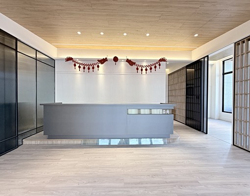 人潮洶湧之遠雄頂美三角窗店面 - 591租屋網 - Image 2