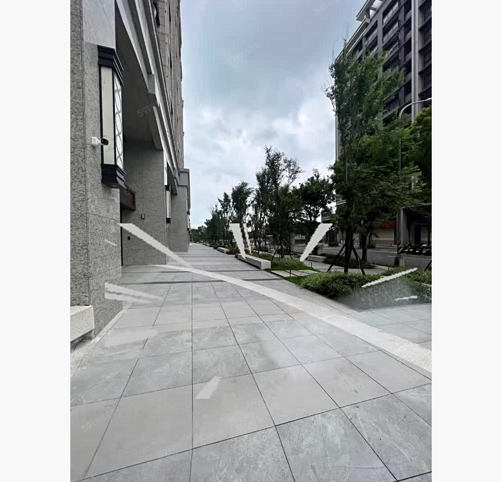 A18全新二房車大面寛採光佳 - Image 1