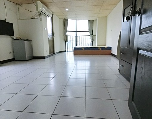 ✔雙陽台✔電梯✔管理員✔近審計、教育大 - Image 2