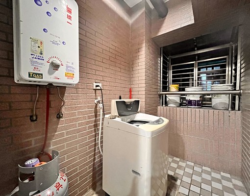 富豪天下*一房一廳*代收包裹*獨立前後陽台 - Image 11