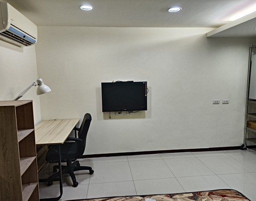 1樓全新裝潢近南港軟園區與研究院稀有套房 - Image 4