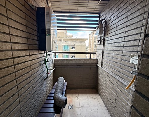 電梯三房|主臥遠眺101景觀、採光佳|含管理費 - 591租屋網 - Image 4