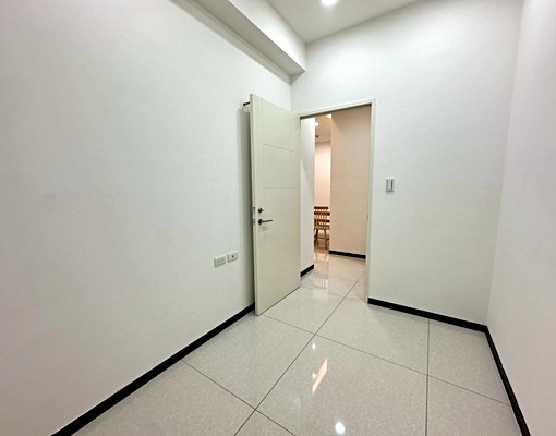 三重🌟可寵，可入籍，電梯含車，台水電，全新裝潢，垃圾代收 - 591租屋網 - Image 7